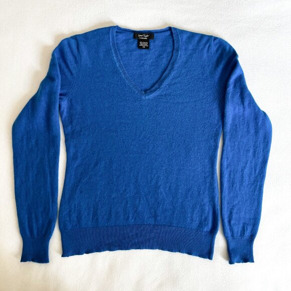 Lord and Taylor Cashmere V-neck Sweater - Medium - Picture 1 of 5